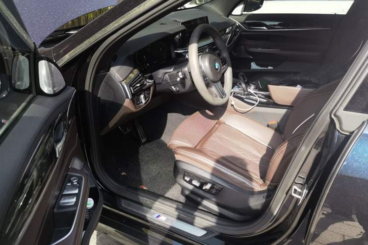 Used BMW 6 Series GT 2020 630i M Sport Touring Edition Driver Seat
