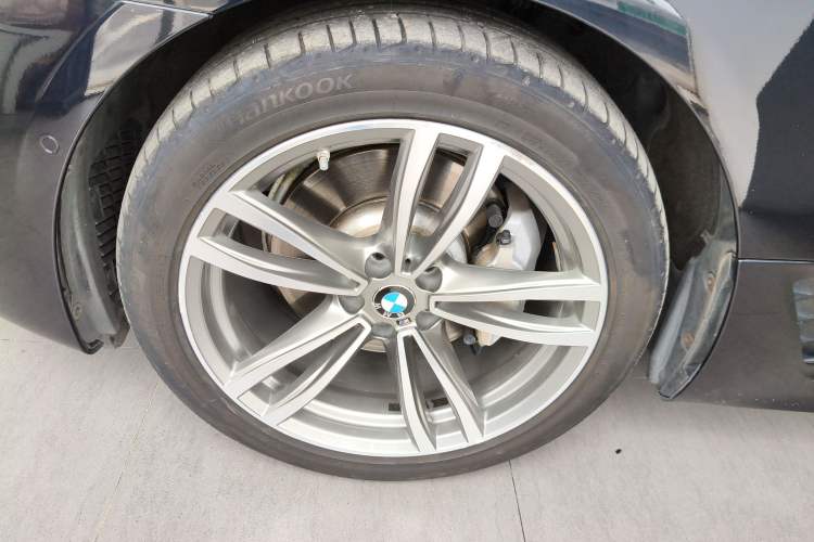 Used BMW 6 Series GT 2020 630i M Sport Package Exterior 4