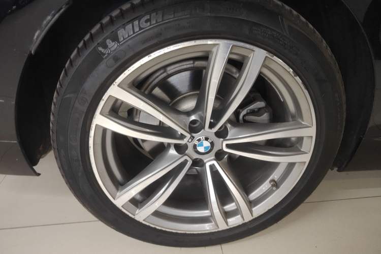 Used BMW 6 Series GT 2020 630i M Sport Package Exterior 8