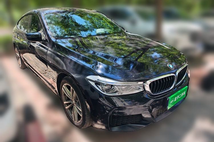 Used BMW 6 Series GT 2020 630i M Sport Package Front Right 45 Deg