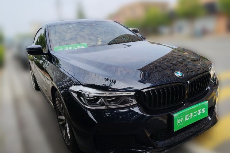 Used BMW 6 Series GT 2020 630i M Sport Package Front Right 45 Deg