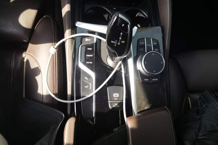 Used BMW 6 Series GT 2020 630i M Sport Touring Edition Gear Lever