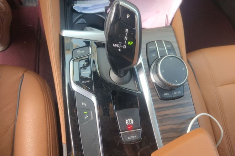 Used BMW 6 Series GT 2020 630i Luxury Design Package Gear Lever