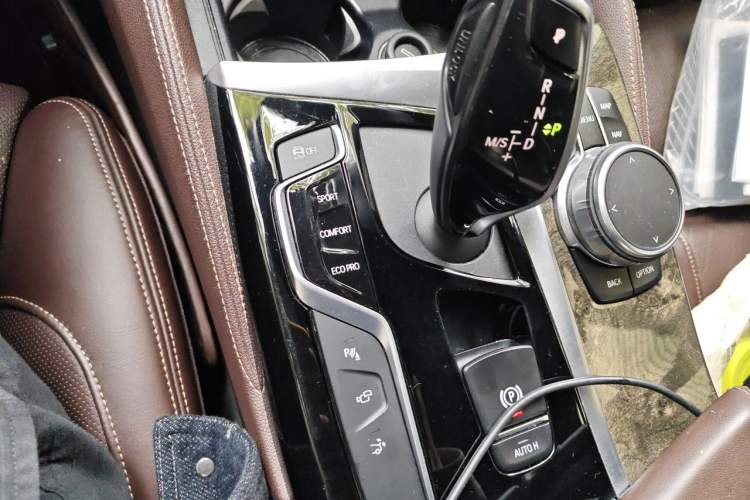 Used BMW 6 Series GT 2020 630i M Sport Touring Edition Gear Lever