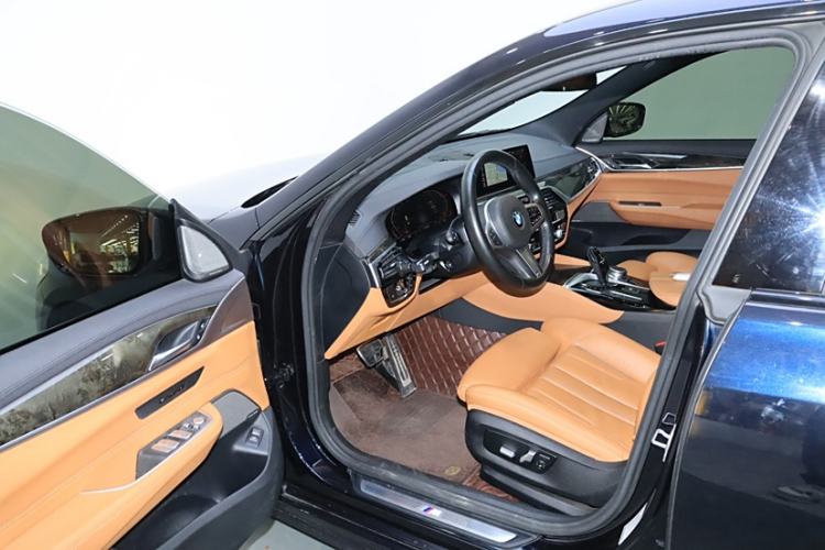 Used BMW 6 Series GT 2020 630i M Sport Package Interior 2