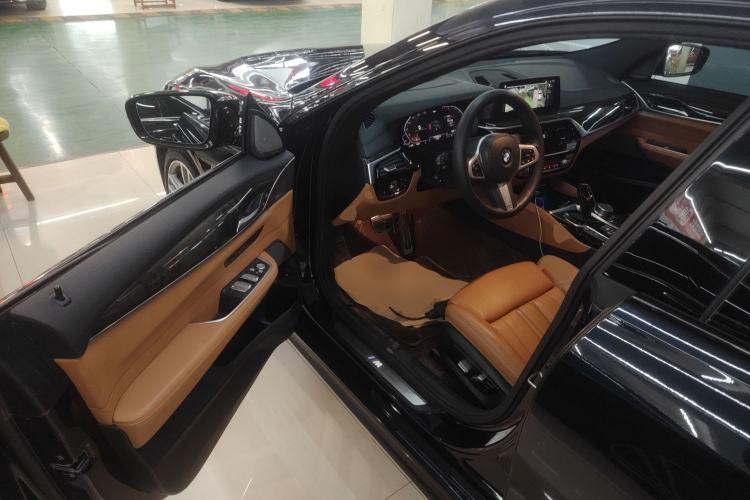 Used BMW 6 Series GT 2020 630i M Sport Package Interior 3