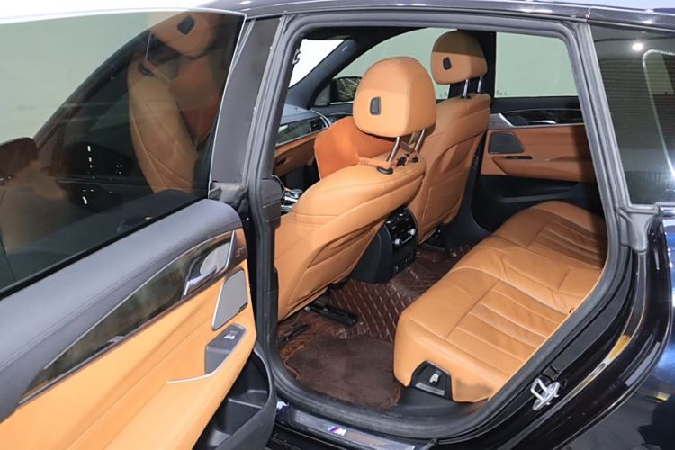 Used BMW 6 Series GT 2020 630i M Sport Package Interior 4