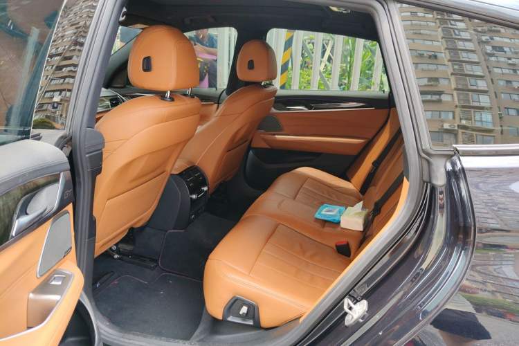 Used BMW 6 Series GT 2020 630i M Sport Package Left Rear Seat
