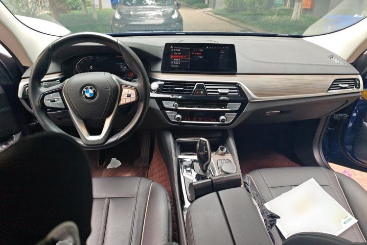 Used BMW 6 Series GT 2020 630i Luxury Design Package Center Console