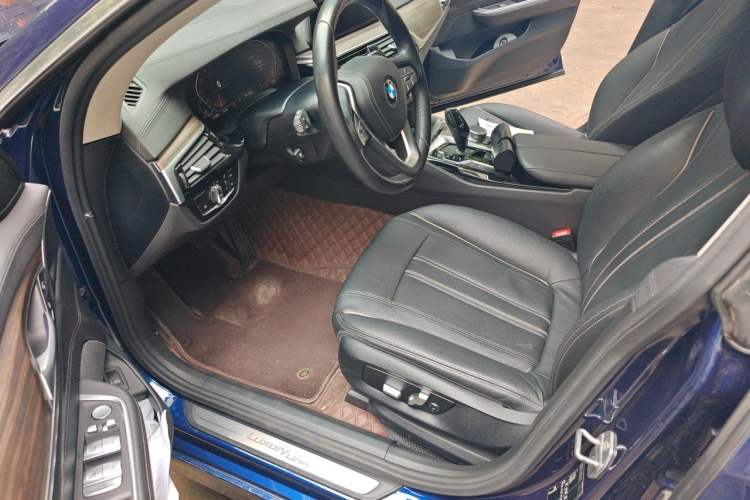 Used BMW 6 Series GT 2020 630i Luxury Design Package Driver Seat