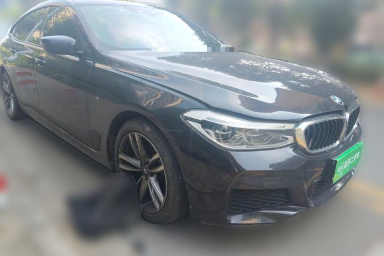 Used BMW 6 Series GT 2020 630i M Sport Package Front Right 45 Deg
