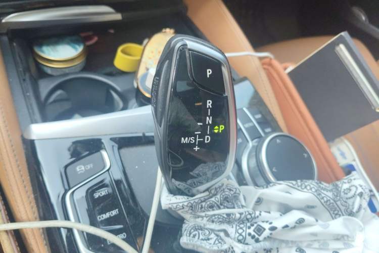 Used BMW 6 Series GT 2020 630i M Sport Package Gear Lever