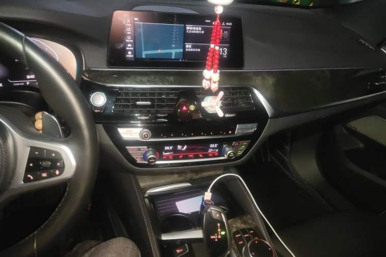 Used BMW 6 Series GT 2020 630i M Sport Package Audio And AC Panel