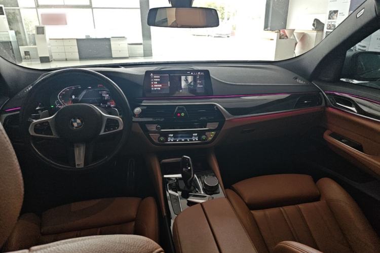 Used BMW 6 Series GT 2020 630i M Sport Package Center Console