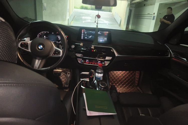 Used BMW 6 Series GT 2020 630i M Sport Package Center Console
