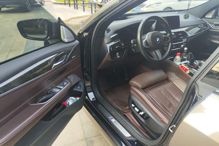 Used BMW 6 Series GT 2020 630i M Sport Touring Edition Driver Seat