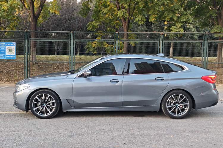 Used BMW 6 Series GT 2020 630i Luxury Design Package Exterior 4