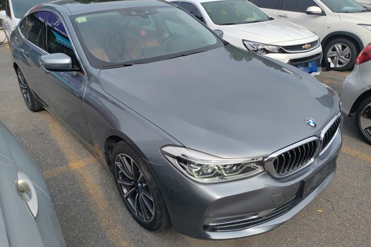 Used BMW 6 Series GT 2020 630i Luxury Design Package Front Right 45 Deg