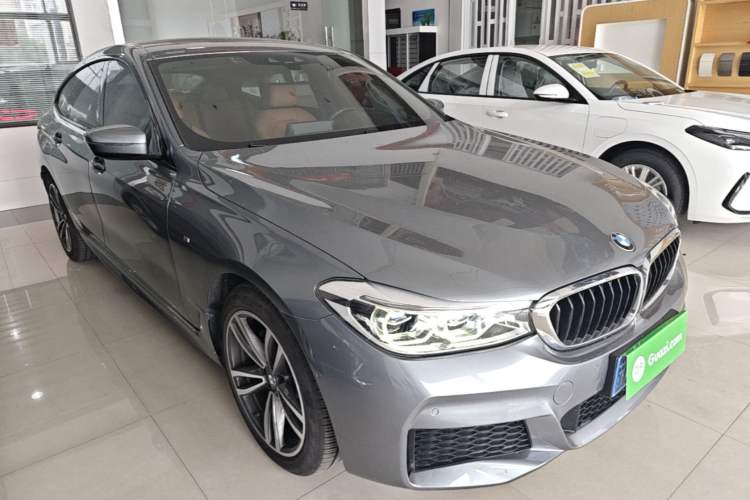 Used BMW 6 Series GT 2020 630i M Sport Package Front Right 45 Deg