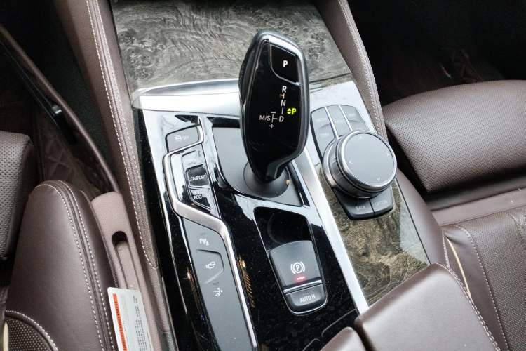 Used BMW 6 Series GT 2020 630i M Sport Touring Edition Gear Lever
