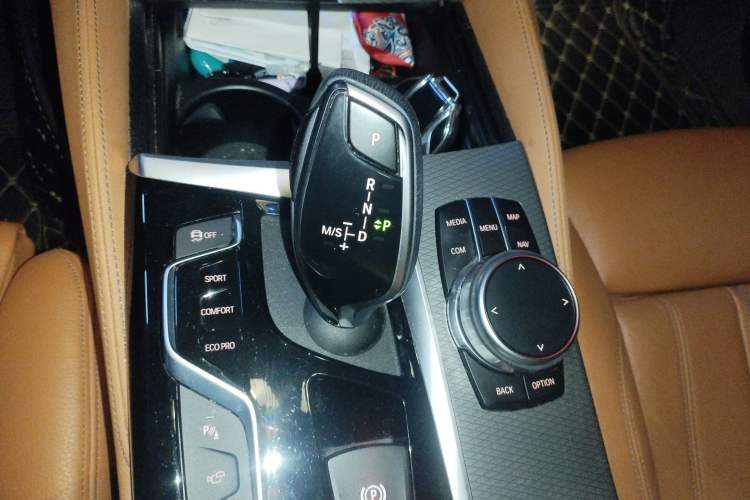 Used BMW 6 Series GT 2020 630i M Sport Package Gear Lever