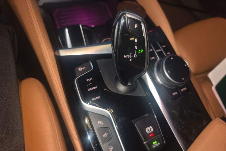Used BMW 6 Series GT 2020 630i M Sport Package Gear Lever
