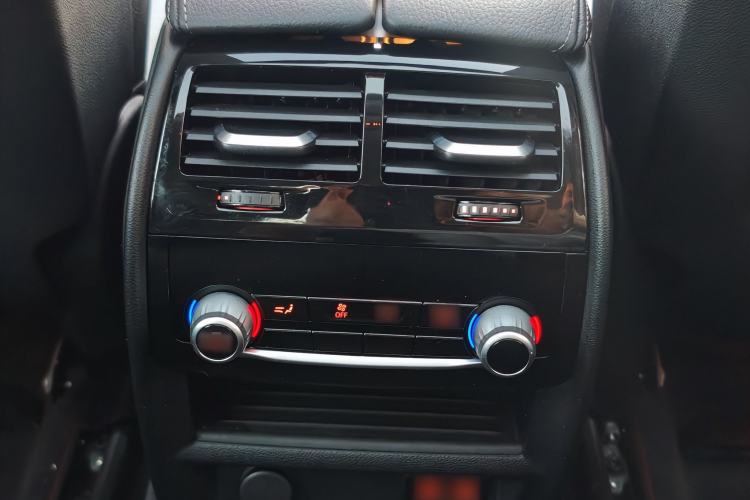 Used BMW 6 Series GT 2020 630i Luxury Design Package Interior 3