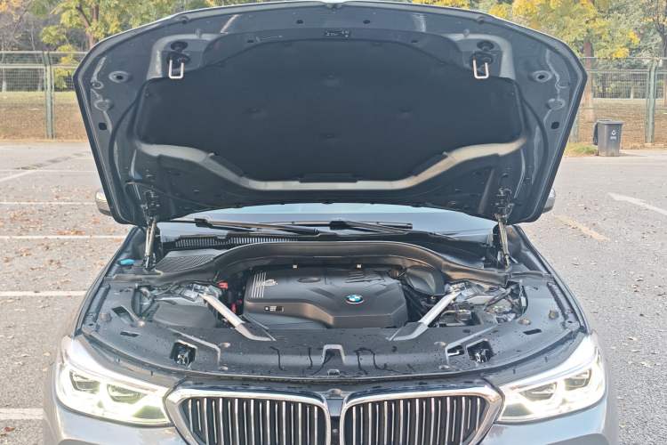 Used BMW 6 Series GT 2020 630i Luxury Design Package Interior 8