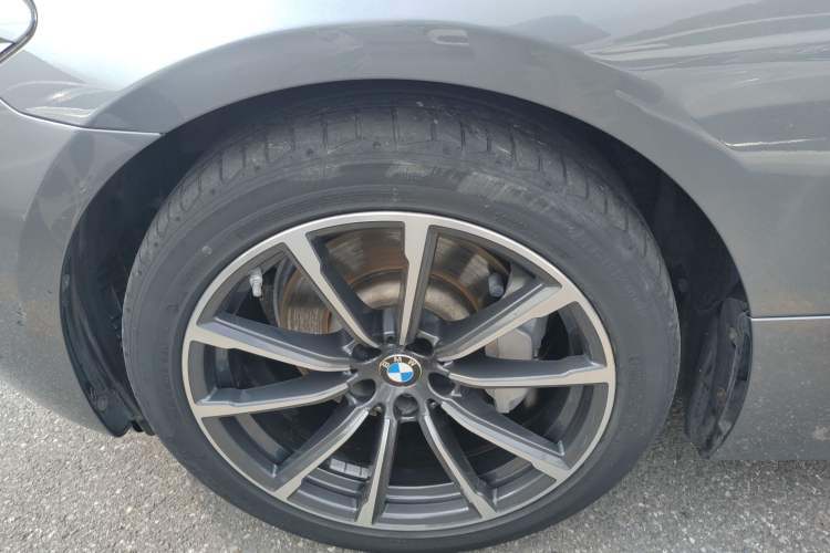 Used BMW 6 Series GT 2020 630i Luxury Design Package Left Front Wheel Hub