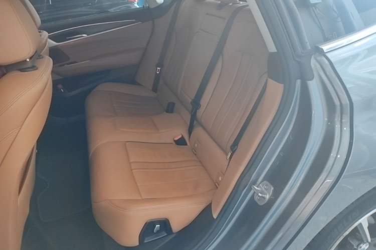 Used BMW 6 Series GT 2020 630i Luxury Design Package Left Rear Seat