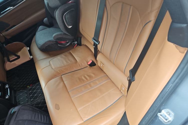 Used BMW 6 Series GT 2020 630i M Sport Package Left Rear Seat