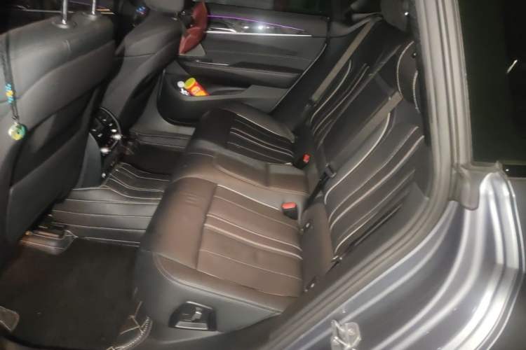 Used BMW 6 Series GT 2020 630i M Sport Package Left Rear Seat