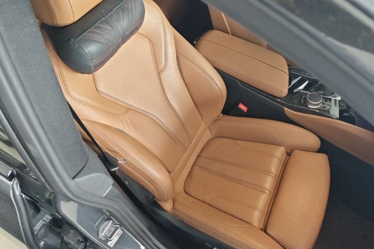 Used BMW 6 Series GT 2020 630i M Sport Package Right Front Seat