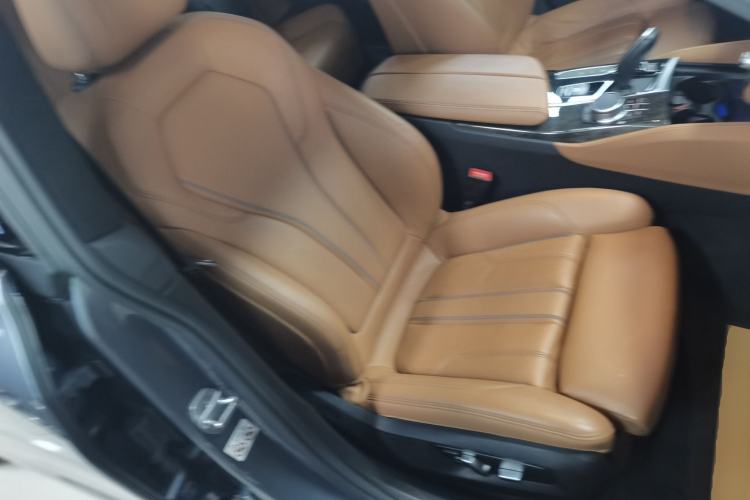 Used BMW 6 Series GT 2020 630i M Sport Package Right Front Seat