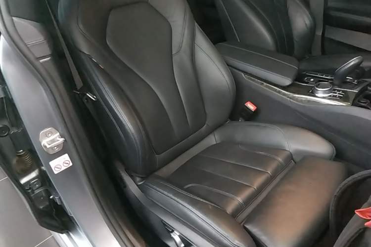 Used BMW 6 Series GT 2020 630i M Sport Package Right Front Seat