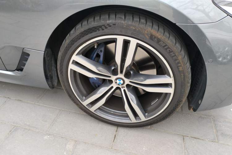 Used BMW 6 Series GT 2020 630i M Sport Touring Edition Right Front Wheel Hub