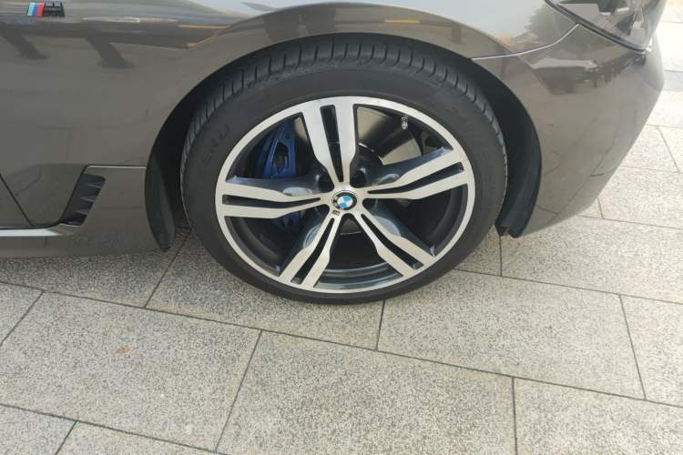 Used BMW 6 Series GT 2020 630i M Sport Touring Edition Right Front Wheel Hub