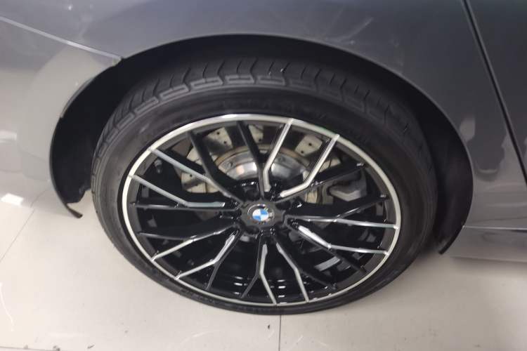 Used BMW 6 Series GT 2020 630i M Sport Package Right Rear Wheel Hub