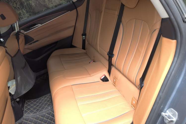 Used BMW 6 Series GT 2020 630i Luxury Design Package Left Rear Seat
