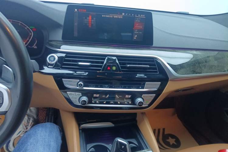 Used BMW 6 Series GT 2020 630i M Sport Package Audio And AC Panel