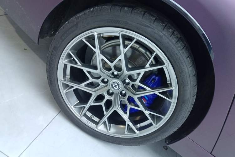 Used BMW 6 Series GT 2020 630i M Sport Package Right Rear Wheel Hub