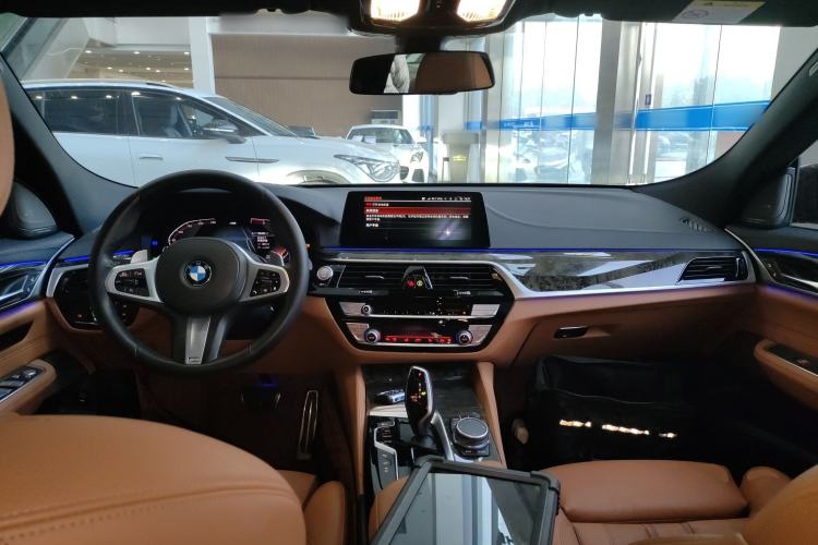 Used BMW 6 Series GT 2020 630i M Sport Package Center Console