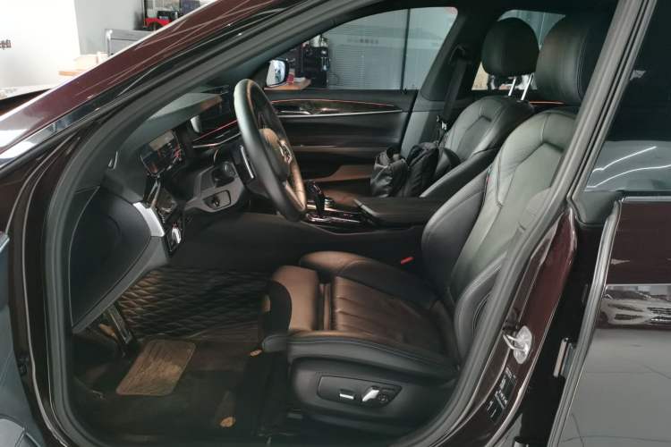 Used BMW 6 Series GT 2020 630i M Sport Package Left Front Seat