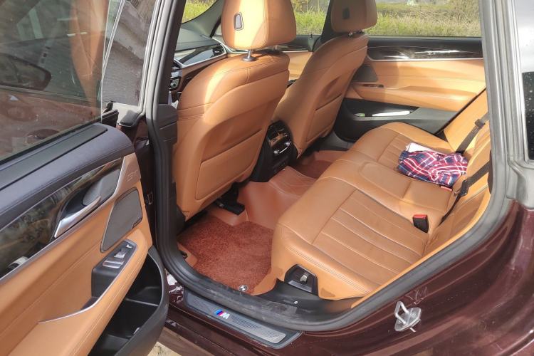 Used BMW 6 Series GT 2020 630i M Sport Package Left Rear Seat