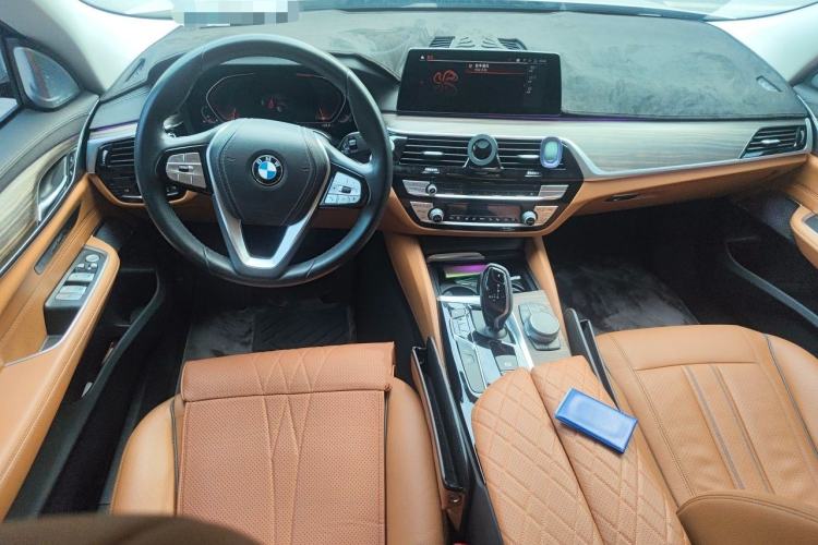 Used BMW 6 Series GT 2020 630i Luxury Design Package Center Console