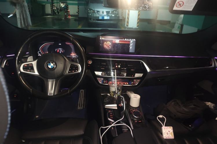 Used BMW 6 Series GT 2020 630i M Sport Package Center Console