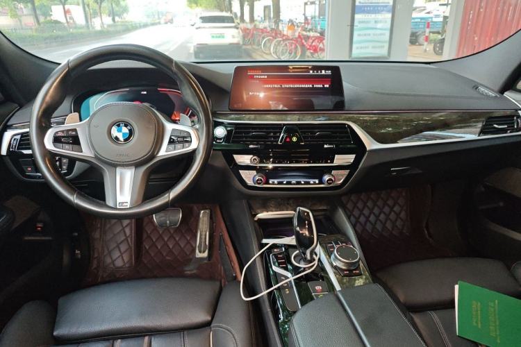Used BMW 6 Series GT 2020 630i M Sport Package Center Console