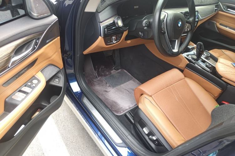 Used BMW 6 Series GT 2020 630i Luxury Design Package Driver Seat