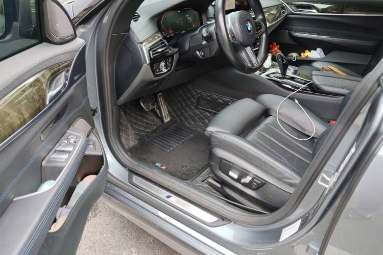 Used BMW 6 Series GT 2020 630i M Sport Package Driver Seat