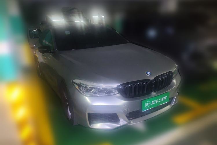 Used BMW 6 Series GT 2020 630i M Sport Package Front Right 45 Deg
